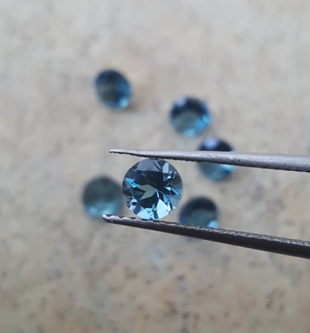 Natural AAA+ London Blue Topaz Loose Gemstone – Round Cut, 3mm-20mm (Sri Lanka)