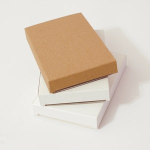80 witte, grijze en kraft geschenkdozen 2,95 x 4,53 x 0,6 I Feestbedankjes, bedankdozen, presentatiedozen, verpakkingen, kartonnen dozen, kleine dozen