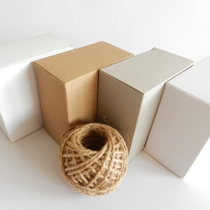 45 Kartonnen geschenkdozen I Kraftpapier, wit, grijze dozenI Presentatiedozen, verpakking, geschenkdozen 4,33 x 4,33 x 2,36 I Geschenkdozen, doe-het-zelf