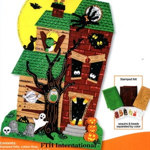 Bucilla Frightmore Manor ~ Felt Halloween Haunted House Wall Hanging Kit #86956 Spiders, Ghosts Bats DIY