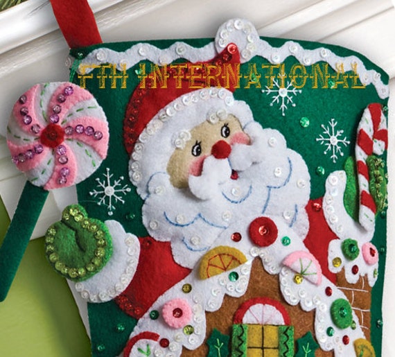 Bucilla Gingerbread Family Personal Wall Hanging Christmas Felt Craft Kit  86835 for sale online