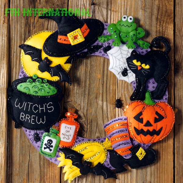 Bucilla Witch's Brew ~ Felt Halloween Wreath Kit #86563 Black Cat, Spiders, Bats DIY