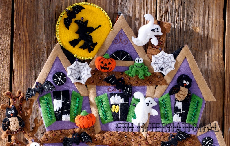 Bucilla Haunted House Felt Halloween Wall Hanging Kit 86560 Etsy