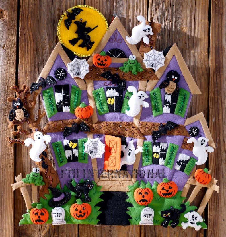 Bucilla Haunted House Felt Halloween Wall Hanging Kit 86560 Etsy