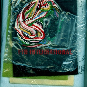 Bucilla Santa & Rudolph 18 Felt Christmas Stocking Kit 83013 Daisy Kingdom DIY image 4