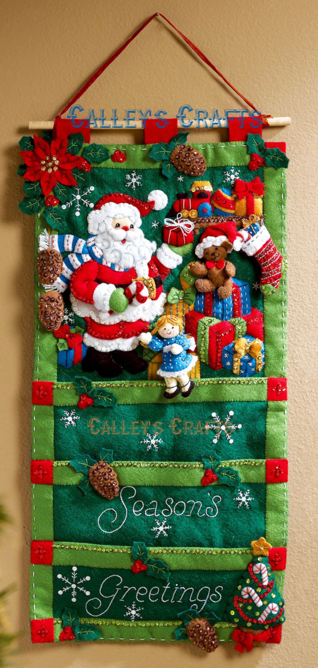 Bucilla Santa's Greeting Card Holder Christmas Felt Wall Hanging Kit