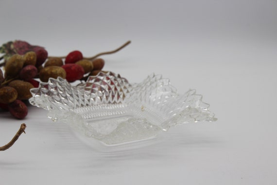 Vintage clear glass ruffled trinket dish - image 1