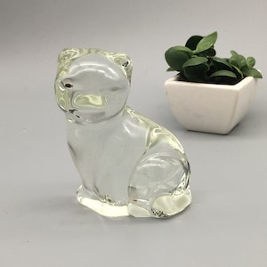 Vintage hand made glass cat