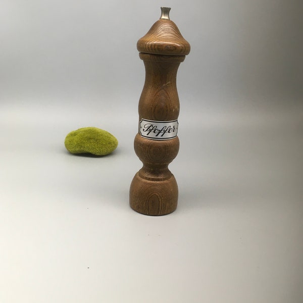 Vintage wood pepper grinder