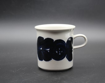 Vintage Arabia Finland Ceramic Mug