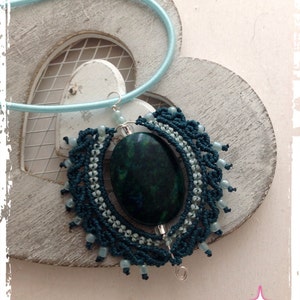 MicroMacrame DIY Tutorial Wired Pendant Gemstone