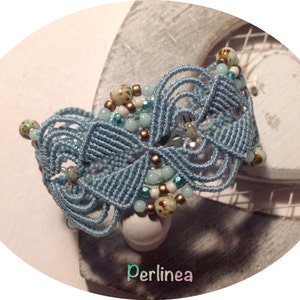 Tutorial Micro Macramè Bracciale e Orecchini Fai da Te in Macramè con Perline Pastello immagine 5