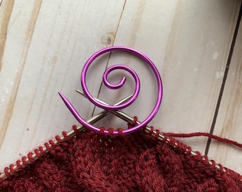 Spiral cable knitting needle - purple
