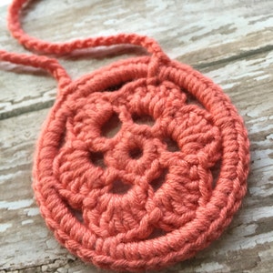 Pattern for BOHO Crochet Pendant Necklace image 4