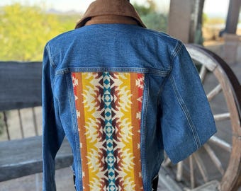 Louisa-maat (grote maat: Kut from the Kloth-spijkerjasje met achterpaneel van Pendleton MW Pasco-wol)