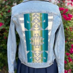 One of a KInd Light Blue Denim Jean Jacket with Pendleton®Chief Joseph Gray Blanket – Southwestern Cowgirl Style ***FREE SHIPPING** Size S