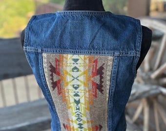 Sadie-maat medium Levi's denimvest met Wyeth Trail Pendleton-wol