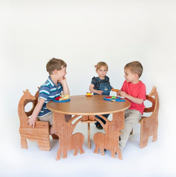 children's nursery table and chairs