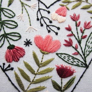 Heart design embroidery craft kit image 8
