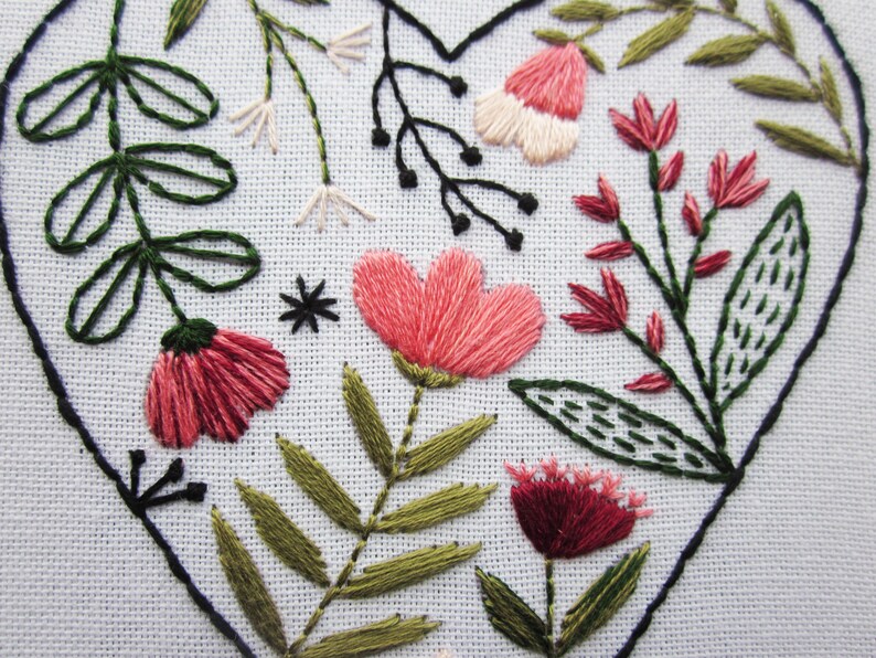 Heart design embroidery craft kit image 8