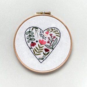 Heart design embroidery craft kit