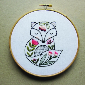 Fox design embroidery craft kit