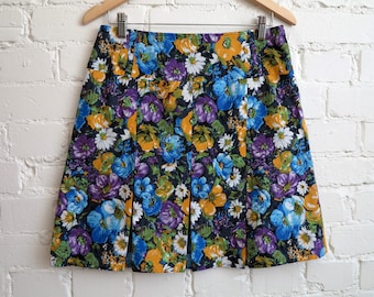 Falda plisada mini con estampado floral multicolor, cintura baja, de viscosa, para verano, talla mediana
