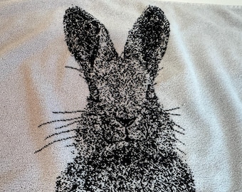 Toalla Finlayson Bunny / Textil de conejo escandinavo / Toalla con estampado animal en blanco y negro / Decoración nórdica para el hogar / Decoración minimalista para el baño