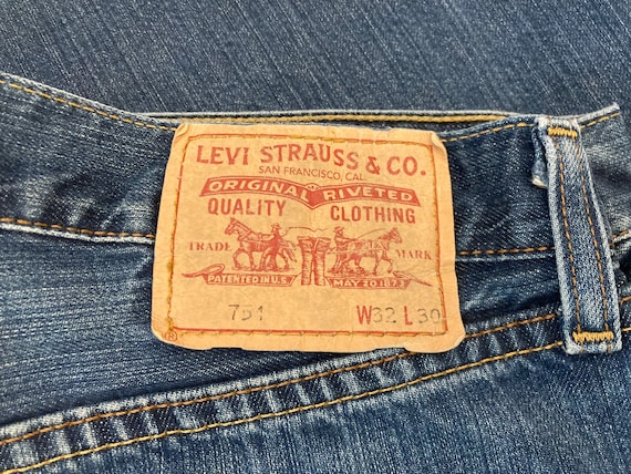 Vintage Levis 571 Jeans Vita alta Unisex Denim Pantaloni Blu Lavato Out Grunge Pantaloni Americana Boyfriend Jeans Loose Fit Pantaloni W 32 L 30 Etsy Italia