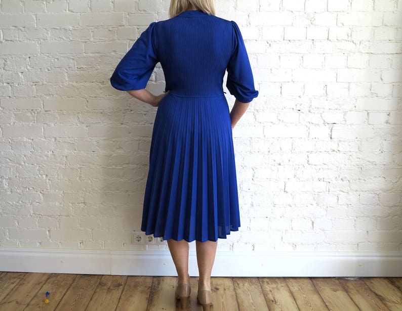 Vintage 1980s Royal Blue Dress Accordion Pleated Dress Blue Midi Dress 34 Sleeves Dress Buttons Up Bodice Medium Size Dress