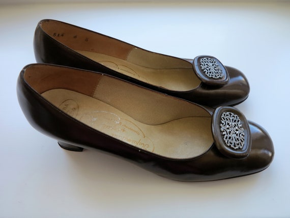 Vintage 60s Shoes Brown Classic Pumps Square Toe … - image 1