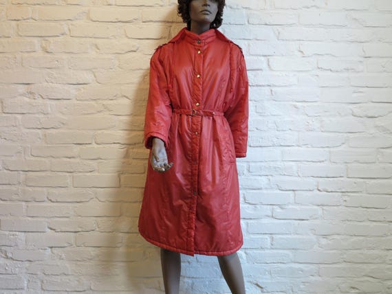 Vintage Red Puffer Coat by Latvija | 1980s Belted Quilted Fall Spring Jacket with Hood | Retro Lightweight Coat Small Size