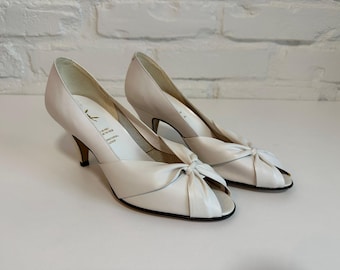 Vintage 80s White Leather Peep Toe Heels Maria Pia Italy Bow Pumps Bridal Wedding Shoes