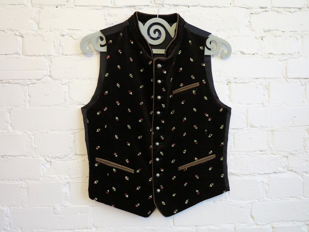 Vintage Chocolate Peak Lapel Slim Fit Single Breasted Solid Color Men's Vest main image 1
