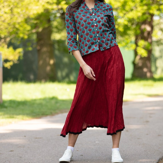 Block Printed CRINKLE SKIRT One Size 8 to 18 Red With Black Border summer Skirt plain Skirt floaty Skirt Etsy