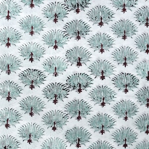 COTTON FABRIC 68 - Light green fanned foliage on off white - 100% cotton voile/Hand Block Printed