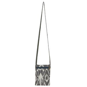 SALE IKAT Passport Bag Grey Kantha Stitched, Zip Fasten image 2