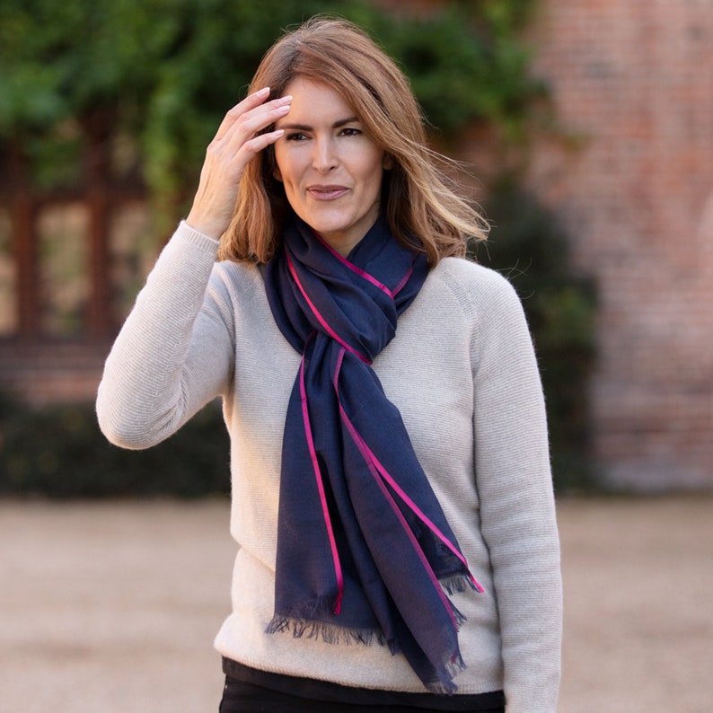 FINE WOOL Scarf Navy Blue with Pink Border Gift image 2