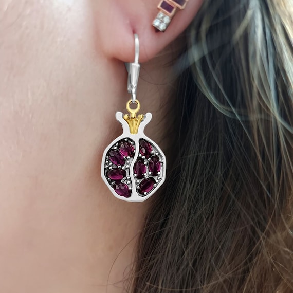Can You Get Your Ears Pierced on Rosh Hashanah: Important Considerations
