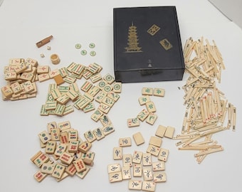 Vintage Antique Mahjong Mah Jongg Jong Set Bamboo Cow Bone Tile Dice Wood Box Set Collectible Complete Tiles Wooden Gaming Game
