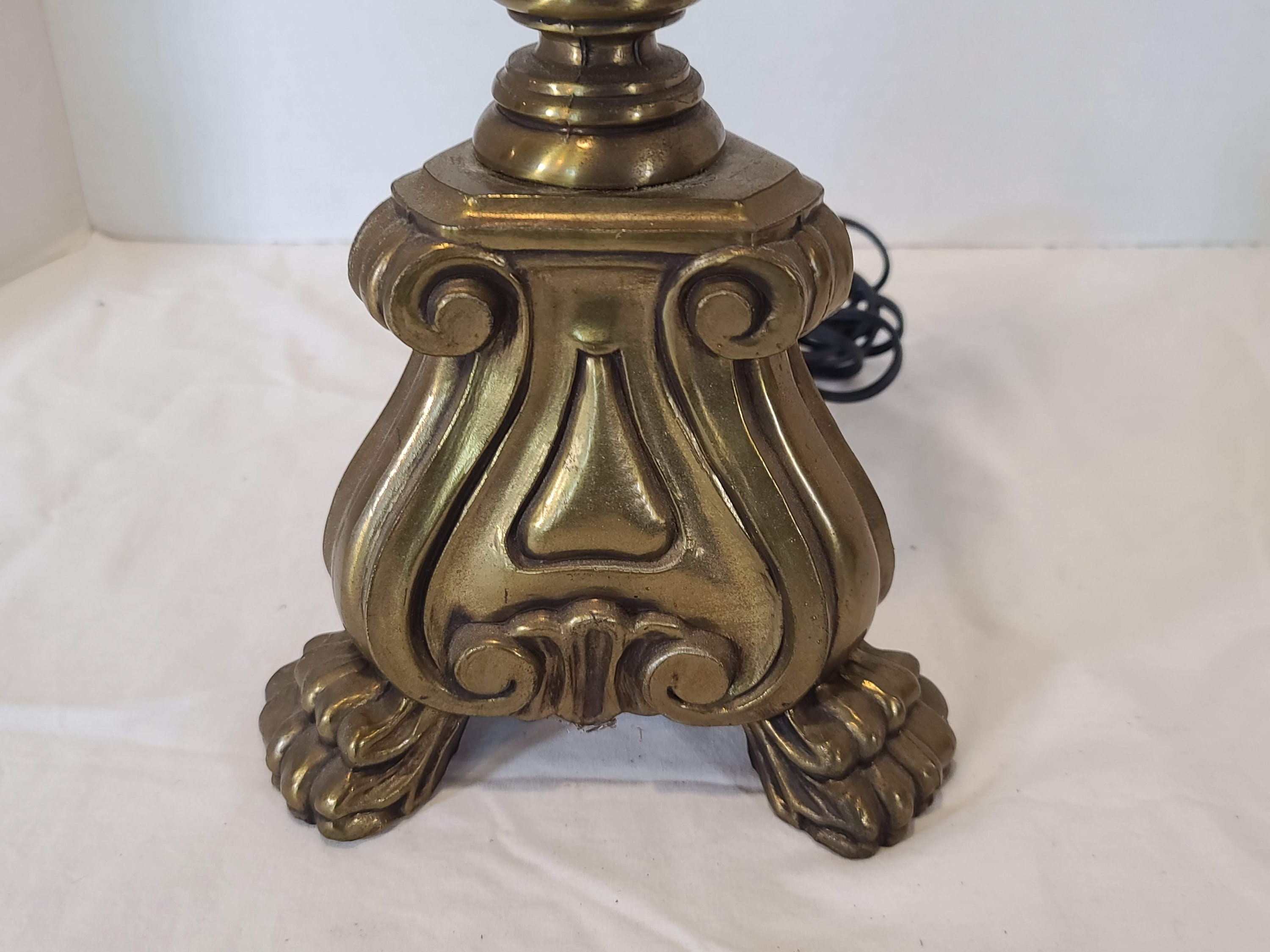 Vintage Mid Century Modern Hollywood Regency Brass Pot Metal Table Lamp ...