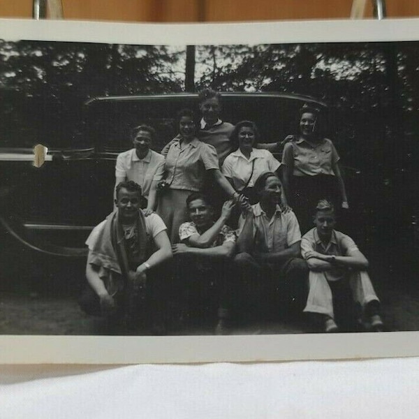 Vintage Family Friends Photograph Photo Picture 1930s 1940s Automobile Car Old Auto Black & White Automobilia Ephemera Antique 4.5" x 2.75"