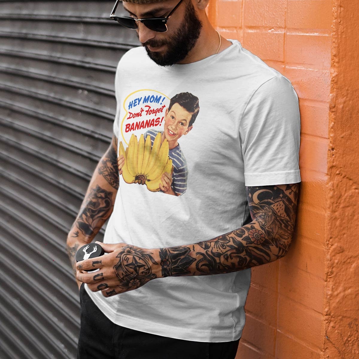 T-shirt; Mom Don't Forget the Bananas Adult Unisex 100% Cotton S