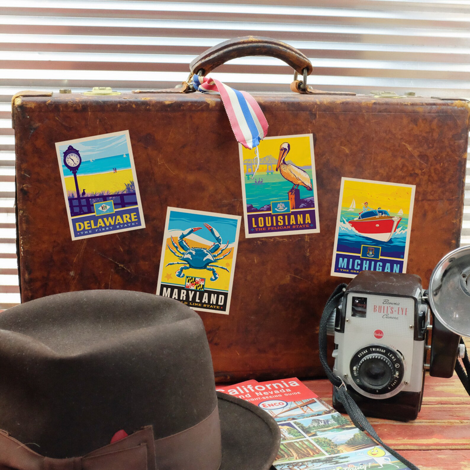 RetroPlanet 50 States US Travel Vinyl Sticker Set – Vintage Style Decals