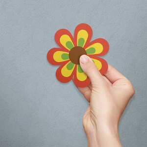 Flower Power Vinyl Sticker, Mod Flower Die Cut Sticker, Retro Flower Water Bottle Sticker, Vintage Style Laptop Sticker, 70s Party Favors