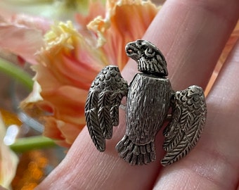 Vintage sterling silver articulated moveable eagle bird ring