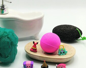 Bath Bomb with toy Inside - surprise Bath Bombs - kids bath bomb - Bath Fizzies - Bath Balls - Bath Bomb Set - Bath Bombs -