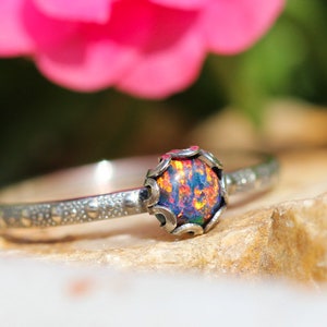 Opal Stacking Ring * Kyocera Opal * 5mm Petals  *  Dots Band* Any Size