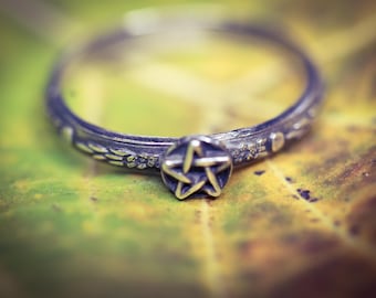 Pentagram Ring* Solid Sterling Silver * Stacking Witchy Ring * Any Size