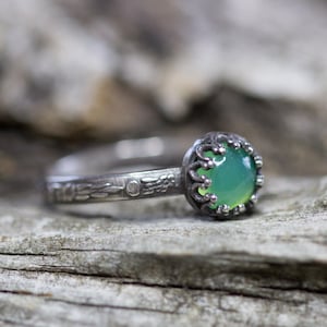 Chrysopraasring * Sterlingzilveren stapelring* Minimalistische vollemaanband * Elke maat
